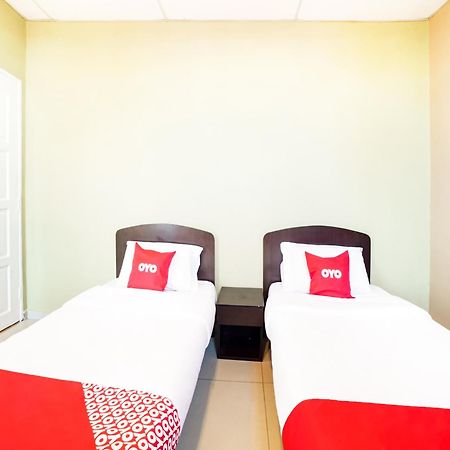 Oyo 89573 Hotel Lii View Mersing Esterno foto