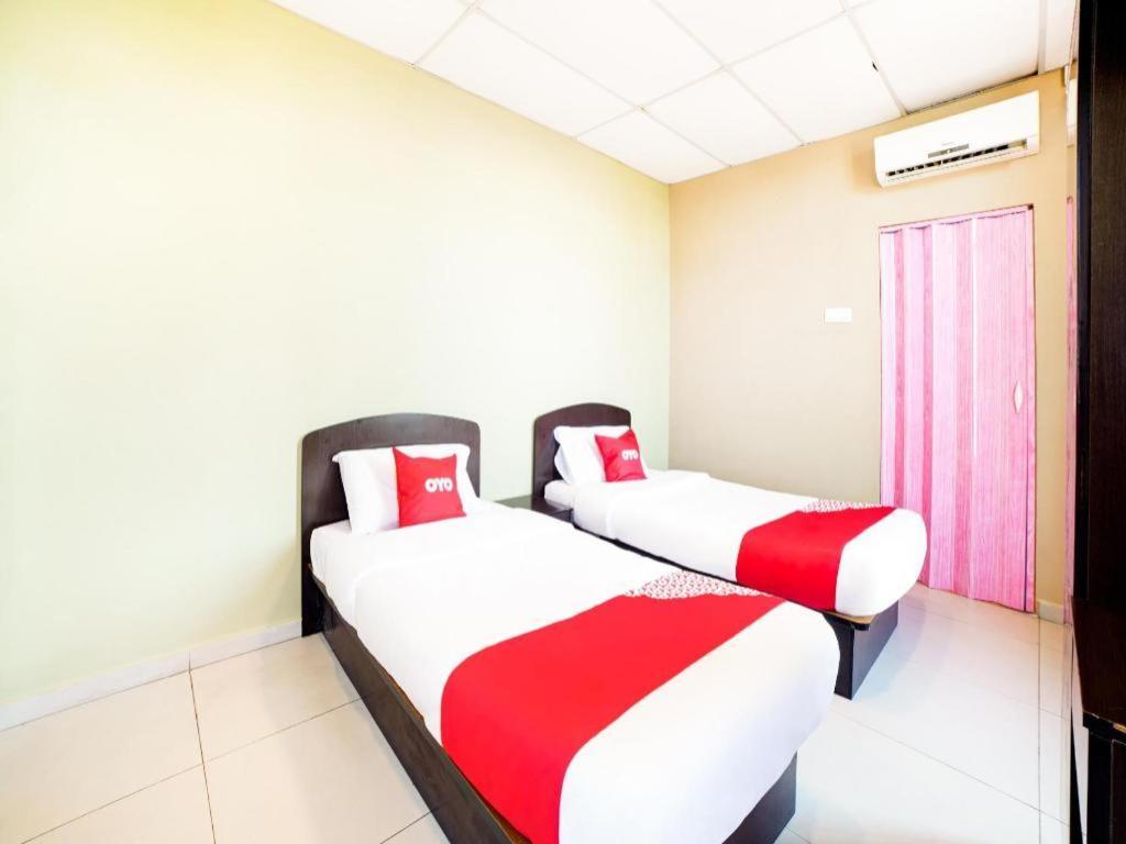 Oyo 89573 Hotel Lii View Mersing Esterno foto